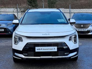 SPOTICAR Kia Niro 1.6h Gdi 3 Dct Euro 6 (s/s) 5dr Used Car - Suv Hybrid White - Pontypridd - 1200586686_2