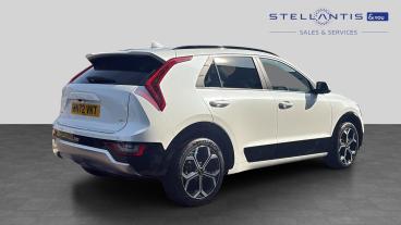 SPOTICAR Kia Niro 1.6h Gdi 3 Dct Euro 6 (s/s) 5dr Used Car - Suv Hybrid White - Bristol - 1200588772_3