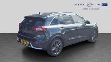 SPOTICAR Kia Niro 1.6h Gdi 4 Dct Euro 6 (s/s) 5dr ( 16in Alloy) Used Car - Suv Hybrid Grey - Sheffield - 1200600060_3