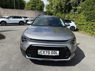 SPOTICAR Kia Niro 1.6h Gdi 4 Dct Euro 6 (s/s) 5dr Used Car - Suv Hybrid Grey - Colwyn Bay - 1200602359_2