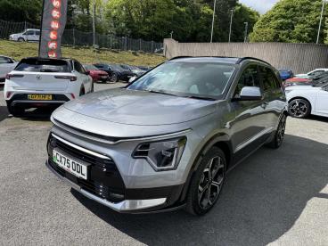 SPOTICAR Kia Niro 1.6h Gdi 4 Dct Euro 6 (s/s) 5dr Used Car - Suv Hybrid Grey - Colwyn Bay - 1200602359_3