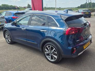 SPOTICAR Kia Niro 1.6 Gdi 3 Dct Euro 6 (s/s) 5dr Used Car - Suv Hybrid Blue - Boston - 1200604832_4