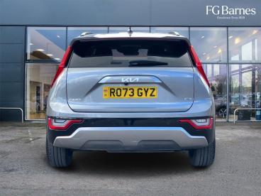 SPOTICAR Kia Niro 1.6h Gdi 4 Dct Euro 6 (s/s) 5dr Used Car - Suv Hybrid Grey - Guildford - 1200605132_5