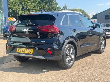 SPOTICAR Kia Niro 1.6 Gdi 2 Dct Euro 6 (s/s) 5dr Used Car - Suv Hybrid Black - Kettering - 1200607500_3
