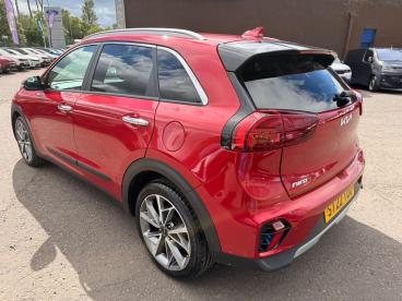 SPOTICAR Kia Niro 1.6 Gdi 3 Dct Euro 6 (s/s) 5dr Used Car - Suv Hybrid Red - Forfar - 1200613804_5