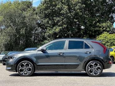 SPOTICAR Kia Niro 1.6h Gdi 3 Dct Euro 6 (s/s) 5dr Used Car - Suv Hybrid  - Pontypridd - 1200614590_4