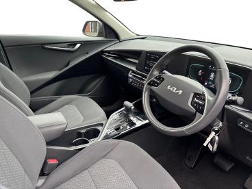 SPOTICAR Kia Niro 1.6h Gdi 2 Dct Euro 6 (s/s) 5dr Used Car - Suv Hybrid Grey - Worcester - 1200615037_3