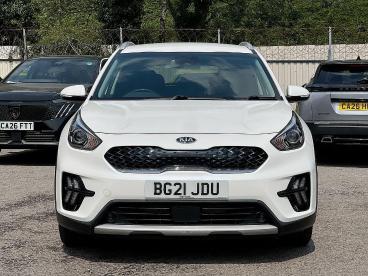 SPOTICAR Kia Niro 1.6 Gdi 2 Dct Euro 6 (s/s) 5dr Used Car - Suv Hybrid White - Pontypridd - 1200617826_2