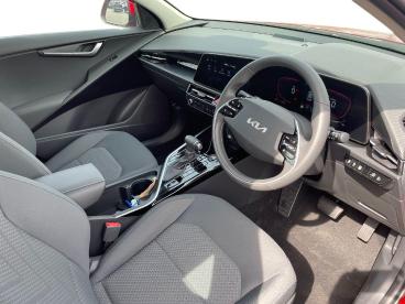 SPOTICAR Kia Niro 1.6 Gdi 11.1kwh 2 Dct Euro 6 (s/s) 5dr Used Car - Suv Plug-in Hybrid Red - Sheffield - 1200633018_5