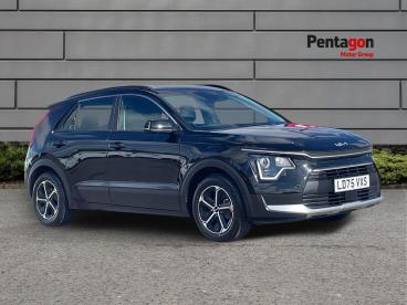 SPOTICAR Kia Niro 1.6 Gdi 11.1kwh 2 Dct Euro 6 (s/s) 5dr Used Car - Suv Plug-in Hybrid Black - Sheffield - 1200633062_1