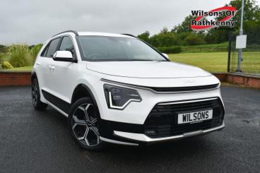 SPOTICAR Kia Niro 1.6h Gdi 3 Dct Euro 6 (s/s) 5dr Used Car - Suv Hybrid White - Ballymena County Antrim - 1200633908_1