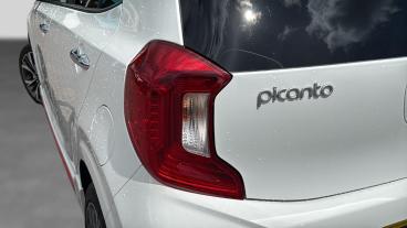 SPOTICAR Kia Picanto 1.0 T-gdi Gt-line S Euro 6 (s/s) 5dr Used Car - City Car Petrol White - Redditch - 1200606869_5