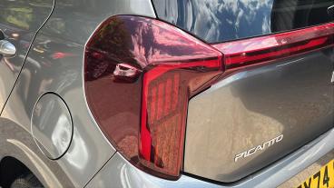 SPOTICAR Kia Picanto 1.2 Gt-line S Amt Euro 6 (s/s) 5dr Used Car - City Car Petrol Grey - Romford - 1200621930_5