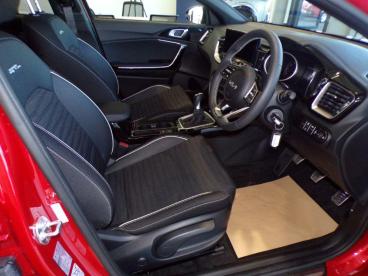 SPOTICAR Kia Ceed Pro Ceed 1.5 T-gdi Gt-line Shooting Brake Euro 6 (s/s) 5dr Used Car - Estate Petrol Red - Ashington - 1200553157_3