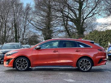 SPOTICAR Kia Ceed Pro Ceed 1.5 T-gdi Gt-line Shooting Brake Euro 6 (s/s) 5dr Used Car - Estate Petrol Orange - Pontypridd - 1200578694_4