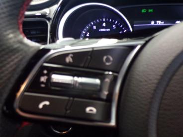 SPOTICAR Kia Ceed Pro Ceed 1.6 T-gdi Gt Shooting Brake Dct Euro 6 (s/s) 5dr Used Car - Estate Petrol Red - Ashington - 1200598470_5