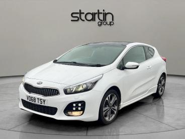 SPOTICAR Kia Ceed Pro Ceed 1.6 Crdi Gt-line S Dct Euro 6 (s/s) 3dr Used Car - Saloon Diesel White - Redditch - 1200600587_1