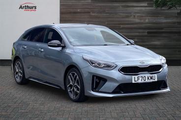 SPOTICAR Kia Ceed Pro Ceed 1.4 T-gdi Gt-line Lunar Edition Shooting Brake Eur Used Car - Estate Petrol Silver - Wrexham - 1200613850_1