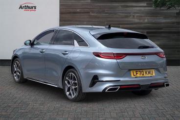 SPOTICAR Kia Ceed Pro Ceed 1.4 T-gdi Gt-line Lunar Edition Shooting Brake Eur Used Car - Estate Petrol Silver - Wrexham - 1200613850_5