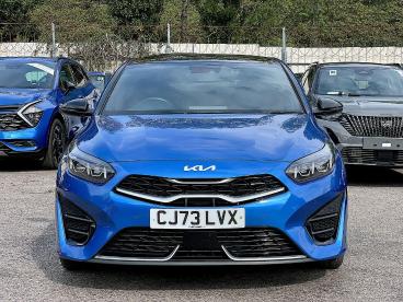 SPOTICAR Kia Ceed Pro Ceed 1.5 T-gdi Gt-line S Shooting Brake Dct Euro 6 (s/s Used Car - Estate Petrol Blue - Pontypridd - 1200640162_2