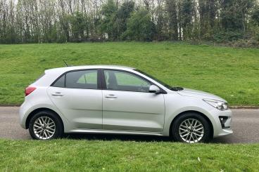 SPOTICAR Kia Rio 1.2 2 Euro 6 (s/s) 5dr Used Car - City Car Petrol Silver - Farningham - 1200594066_5