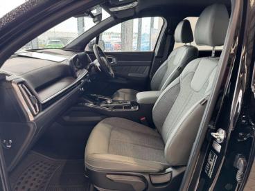 SPOTICAR Kia Sorento 2.2 Crdi 2 Dct Awd Euro 6 (s/s) 5dr Used Car - Suv Diesel Black - Ashington - 1200528198_3