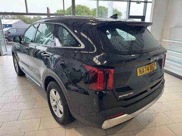 SPOTICAR Kia Sorento 2.2 Crdi 2 Dct Awd Euro 6 (s/s) 5dr Used Car - Suv Diesel Black - Ashington - 1200528198_4