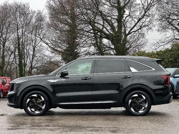 SPOTICAR Kia Sorento 1.6 T-gdi 13.8kwh 4 Auto Awd Euro 6 (s/s) 5dr Used Car - Suv Plug-in Hybrid Black - Pontypridd - 1200572089_4