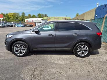 SPOTICAR Kia Sorento 2.2 Crdi Kx-4 Auto Awd Euro 6 5dr Used Car - Suv Diesel Grey - Salisbury - 500596429_3