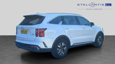 SPOTICAR Kia Sorento 1.6 H T-gdi 2 Auto Awd Euro 6 (s/s) 5dr Used Car - Suv Hybrid White - Bristol - 1200606503_3