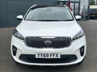 SPOTICAR Kia Sorento 2.2 Crdi Kx-3 Auto Awd Euro 6 (s/s) 5dr Used Car - Suv Diesel White - Ashington - 1200612666_4