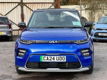 SPOTICAR Kia Soul 64kwh Explore Auto 5dr Used Car - Suv Electric Blue - Pontypridd - 1200558144_2