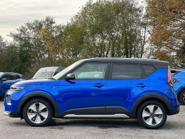 SPOTICAR Kia Soul 64kwh Explore Auto 5dr Used Car - Suv Electric Blue - Pontypridd - 1200558144_4
