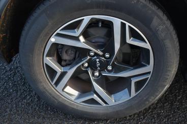 SPOTICAR Kia Sportage 1.6 Crdi 2 Euro 6 (s/s) 5dr Used Car - Suv Diesel Grey - Ballymena County Antrim - 1200559747_4