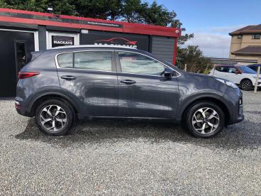 SPOTICAR Kia Sportage 1.6 Crdi 2 Euro 6 (s/s) 5dr Used Car - Suv Diesel Grey - Inverness - 1200560886_3