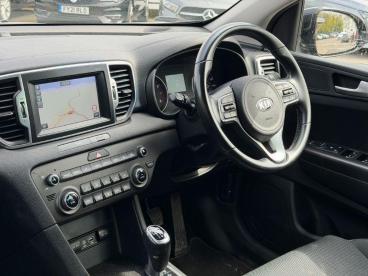 SPOTICAR Kia Sportage 1.6 Gdi 2 Euro 6 (s/s) 5dr Used Car - Suv Petrol Black - Billinghay - 1200595658_3