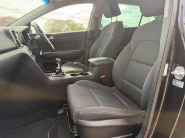 SPOTICAR Kia Sportage 1.6 Gdi 2 Euro 6 (s/s) 5dr Used Car - Suv Petrol Black - Billinghay - 1200595658_5