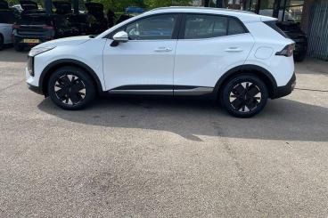 SPOTICAR Kia Sportage 1.6 T-gdi Pure Euro 6 (s/s) 5dr Used Car - Suv Petrol White - Dartford - 1200596780_5