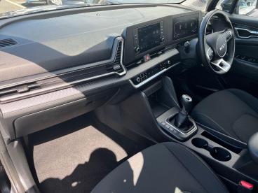 SPOTICAR Kia Sportage 1.6 T-gdi 2 Euro 6 (s/s) 5dr Used Car - Suv Petrol Black - Blackpool - 1200600724_2