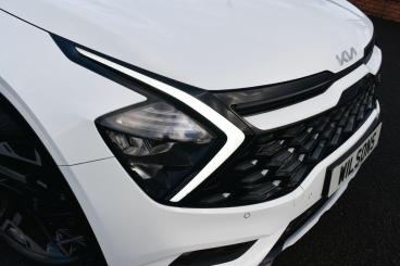 SPOTICAR Kia Sportage 1.6 T-gdi Mhev Gt-line Dct Euro 6 (s/s) 5dr Used Car - Suv Hybrid White - Ballymena County Antrim - 1200605234_3