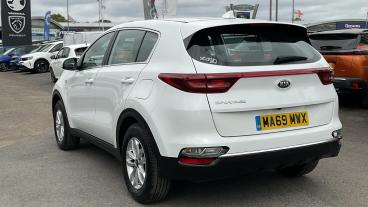SPOTICAR Kia Sportage 1.6 Crdi Ecodynamics+ 1 Euro 6 (s/s) 5dr Used Car - Suv Hybrid White - Redditch - 1200621352_3