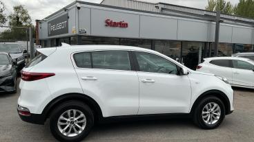 SPOTICAR Kia Sportage 1.6 Crdi Ecodynamics+ 1 Euro 6 (s/s) 5dr Used Car - Suv Hybrid White - Redditch - 1200621352_5