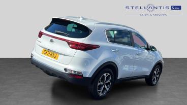 SPOTICAR Kia Sportage 1.6 Gdi 2 Euro 6 (s/s) 5dr Used Car - Suv Petrol White - Maidstone - 1200623342_3