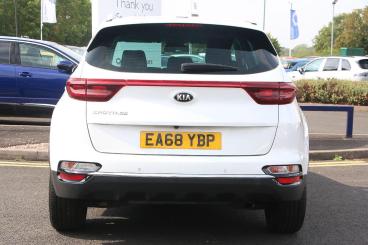 SPOTICAR Kia Sportage 1.6 Gdi 2 Euro 6 (s/s) 5dr Used Car - Suv Petrol White - Walsall - 1200631304_4
