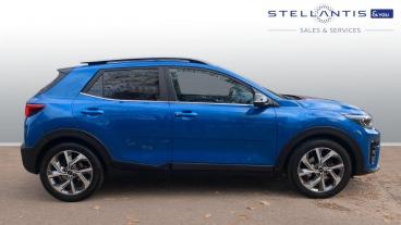 SPOTICAR Kia Stonic 1.0 T-gdi Mhev Gt-line Dct Euro 6 (s/s) 5dr Used Car - Suv Hybrid Blue - Hatfield - 1200550511_2