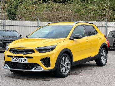SPOTICAR Kia Stonic 1.0 T-gdi Gt-line Dct Euro 6 (s/s) 5dr Used Car - Suv Petrol Yellow - Pontypridd - 1200550578_3