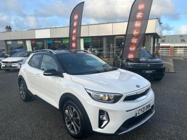 SPOTICAR Kia Stonic 1.0 T-gdi Mhev Connect Euro 6 (s/s) 5dr Used Car - Suv Hybrid White - Colwyn Bay - 1200553821_1