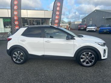 SPOTICAR Kia Stonic 1.0 T-gdi Mhev Connect Euro 6 (s/s) 5dr Used Car - Suv Hybrid White - Colwyn Bay - 1200553821_2