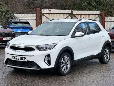 SPOTICAR Kia Stonic 1.0 T-gdi 2 Dct Euro 6 (s/s) 5dr Used Car - Suv Petrol White - Pontypridd - 1200577098_3