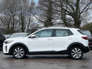 SPOTICAR Kia Stonic 1.0 T-gdi 2 Dct Euro 6 (s/s) 5dr Used Car - Suv Petrol White - Pontypridd - 1200577098_4